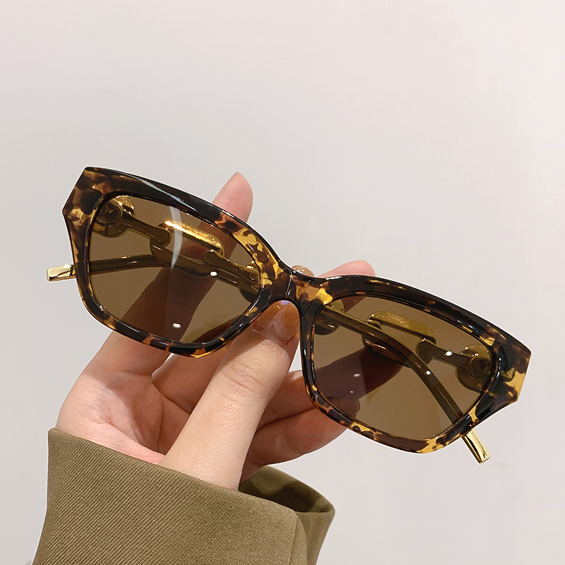 Vintage Fashion Trends - Óculos de Sol Clássicos Casuais para