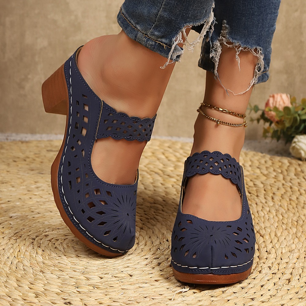 Sandálias Mules Femininas com  - Vintage Old Fashion avaliação e preço