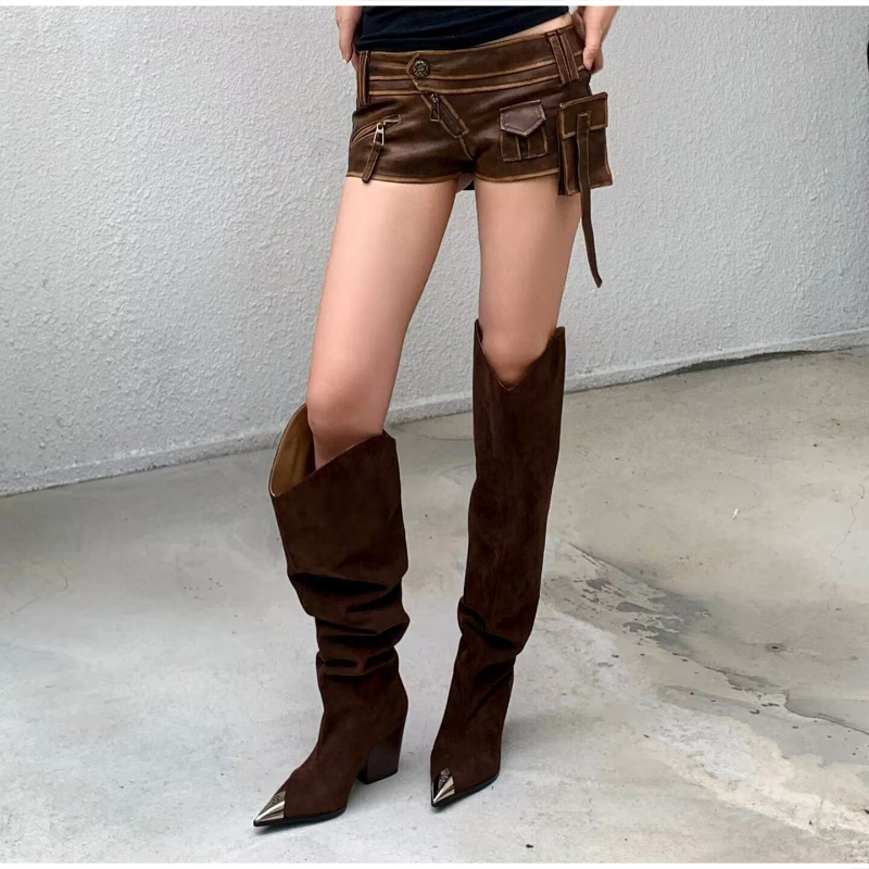 Botas de cano alto com estampa - Vintage Fashion Designer avaliação e preço